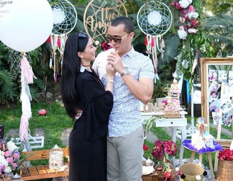 Tidak sangka suami jadi perhatian.